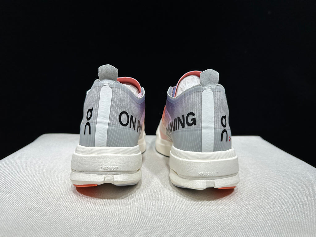 ON - Cloudboom Strike 'Purple | Orange'