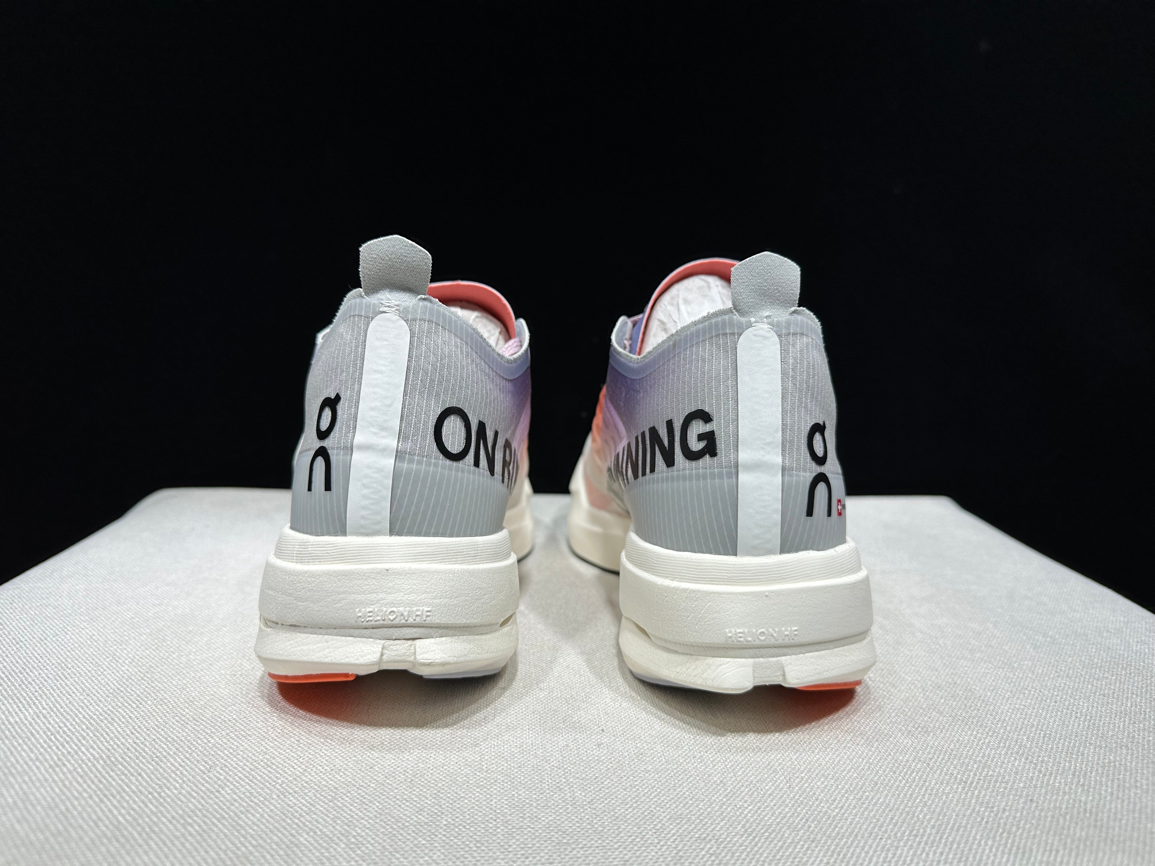 ON - Cloudboom Strike 'Purple | Orange'