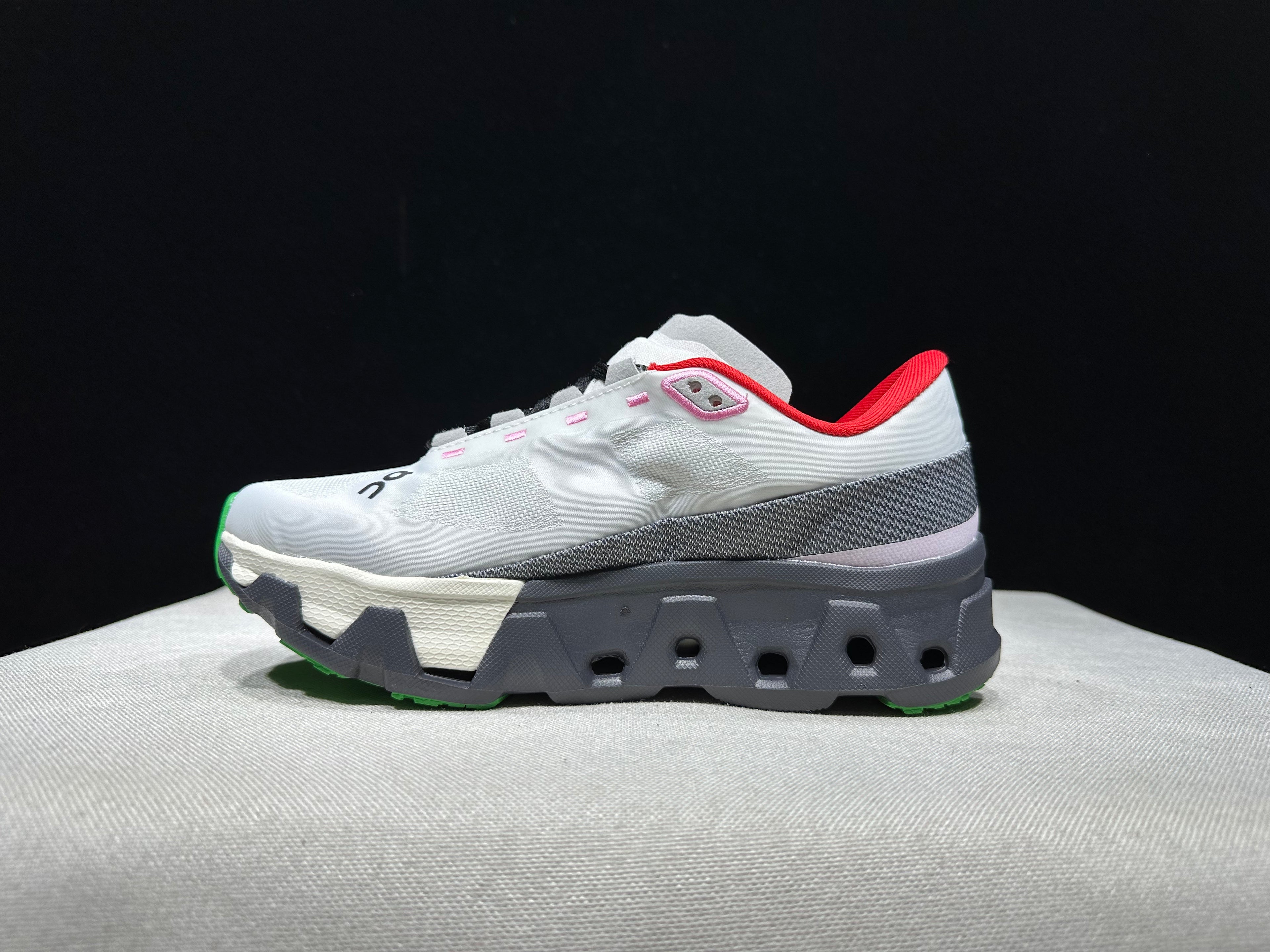 ON - Cloudmonster Hyper 'Silver | Iron'