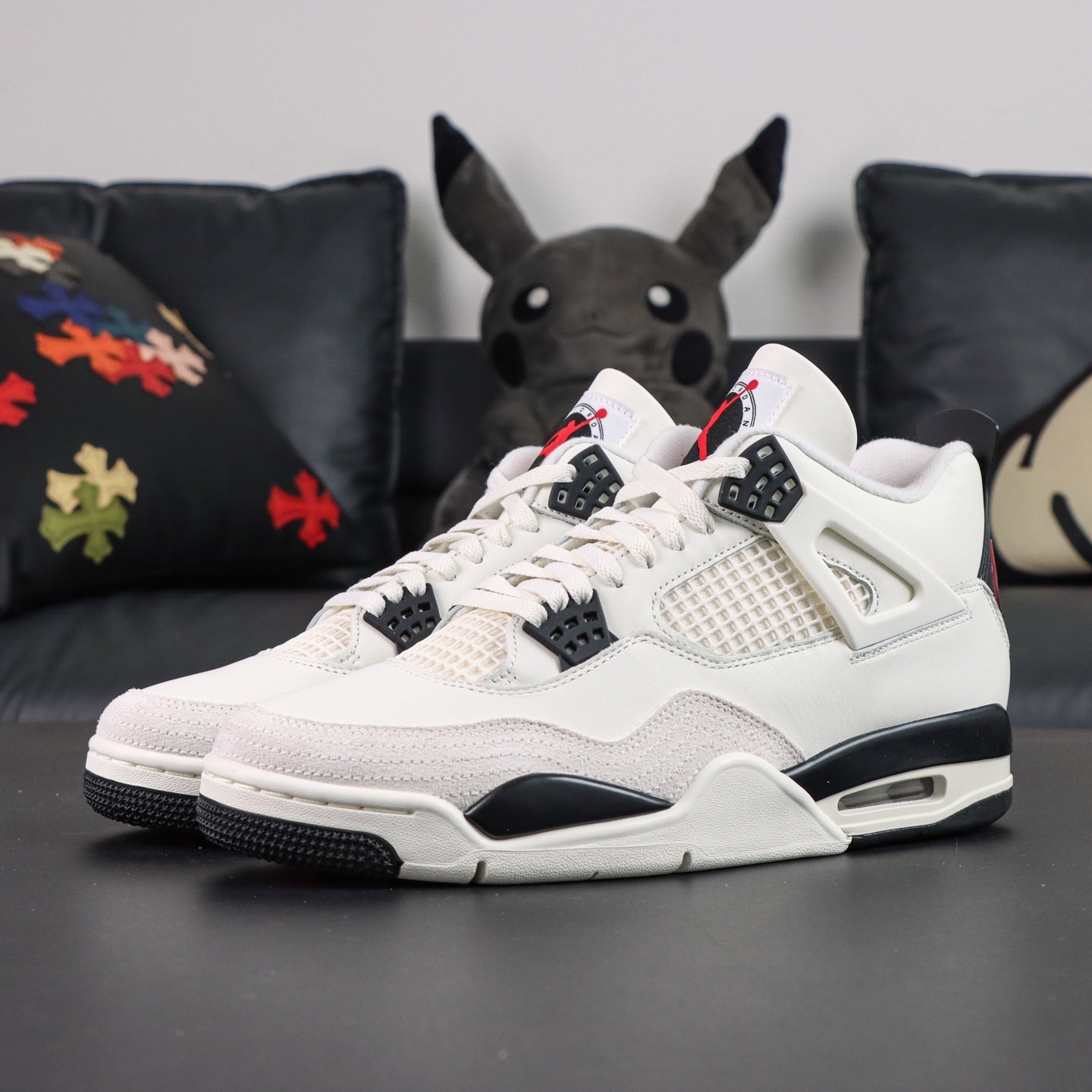 Jordan 4 Retro 'Flight Club'