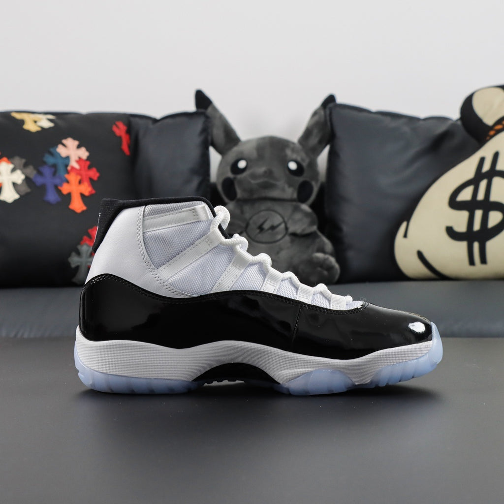 Jordan 11 Retro 'Concord'