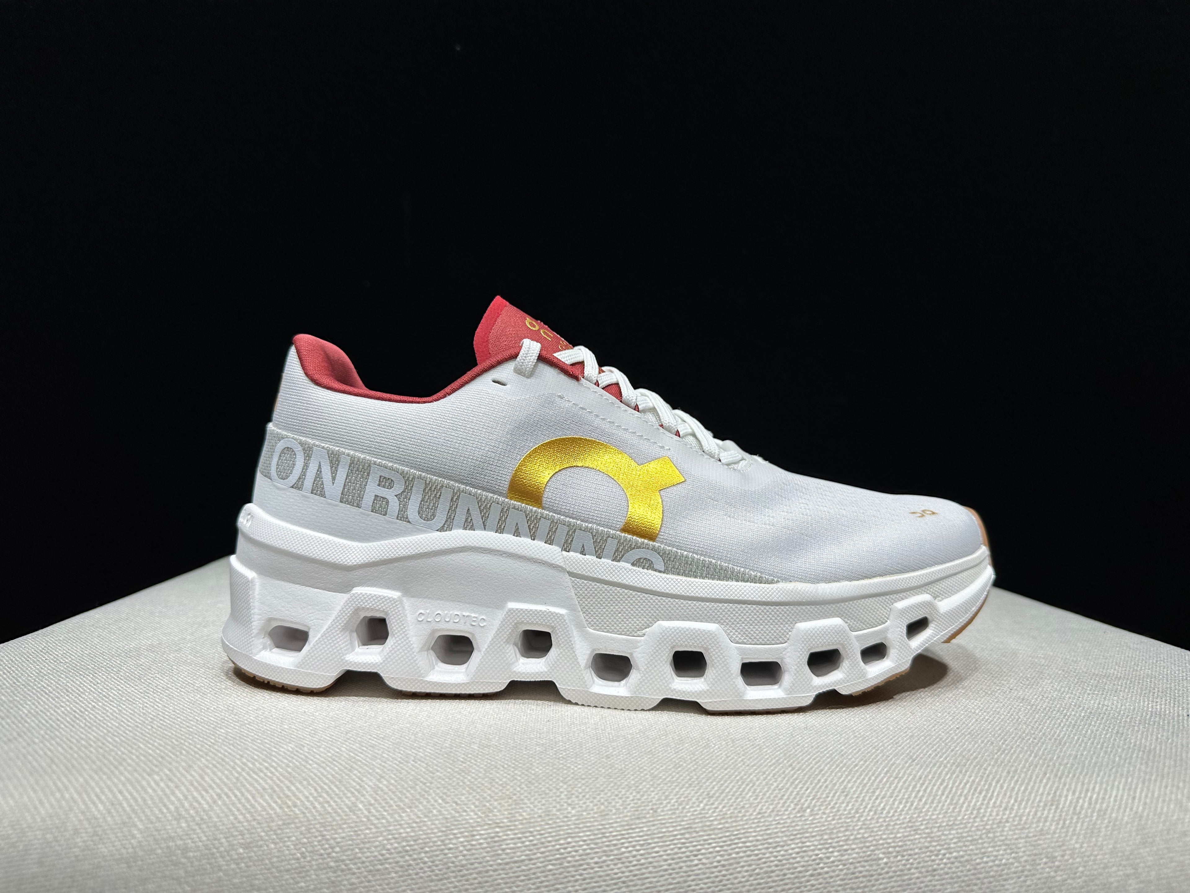 ON - Cloudmonster 2 'Red Gold'