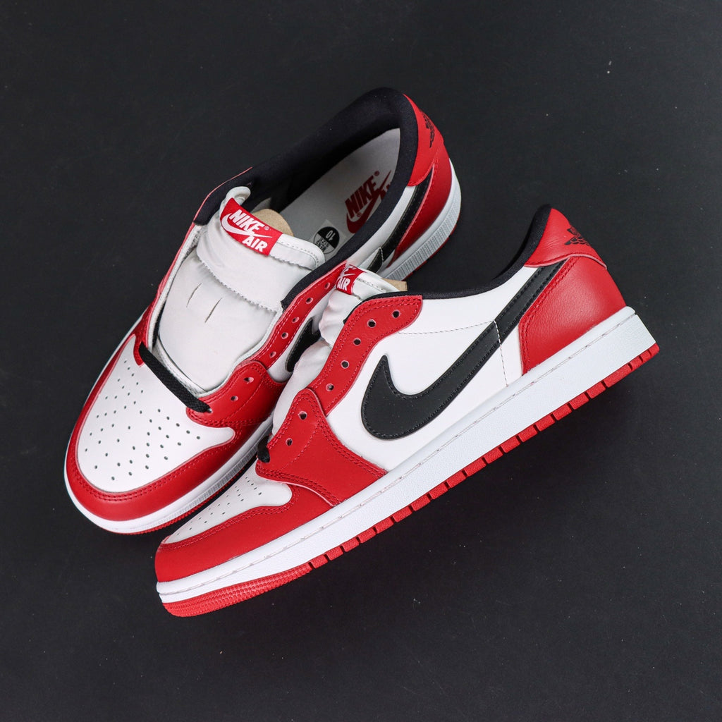 Jordan 1 Low OG 'Chicago'