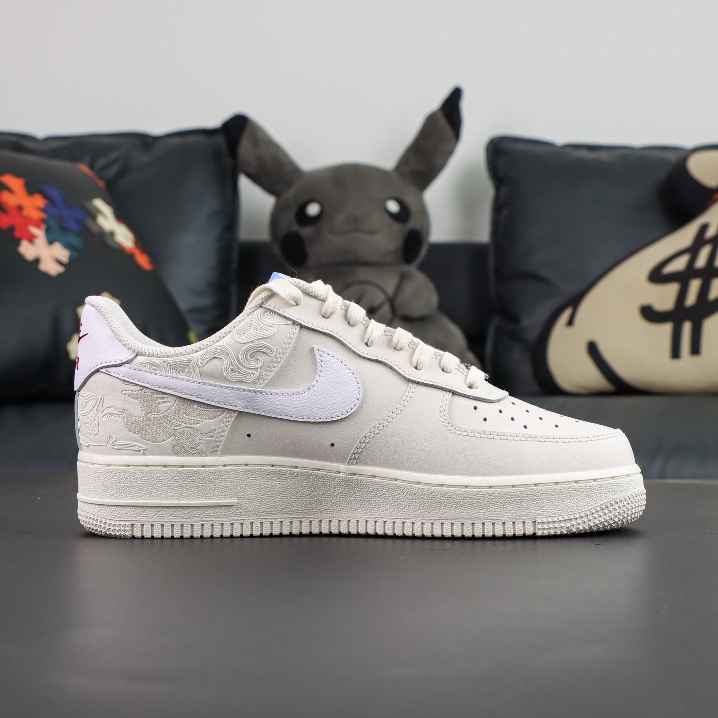 Nike Air Force 1 '07 SE 'LNY'