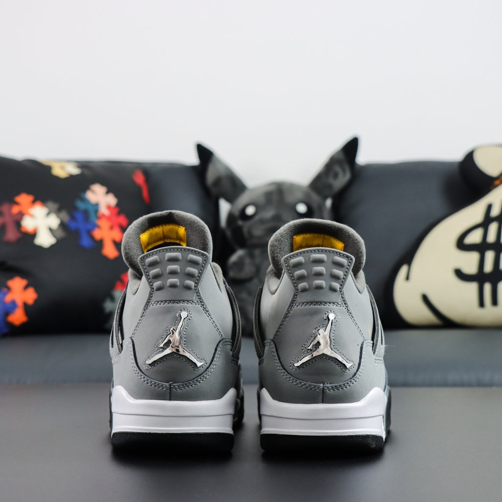 Jordan 4 Retro 'Cool Grey'