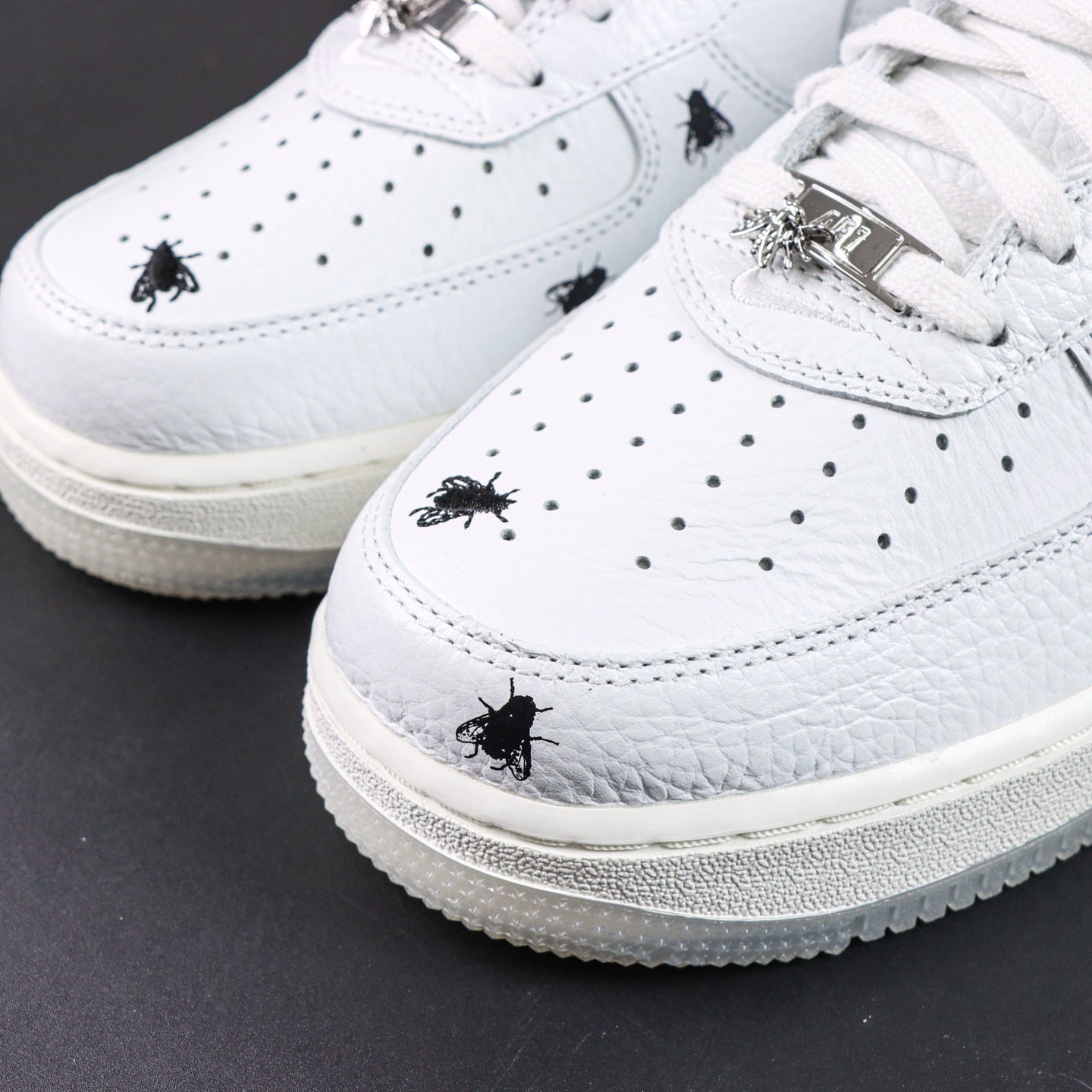 Nike-Air Force 1 Low 'Houseflies'