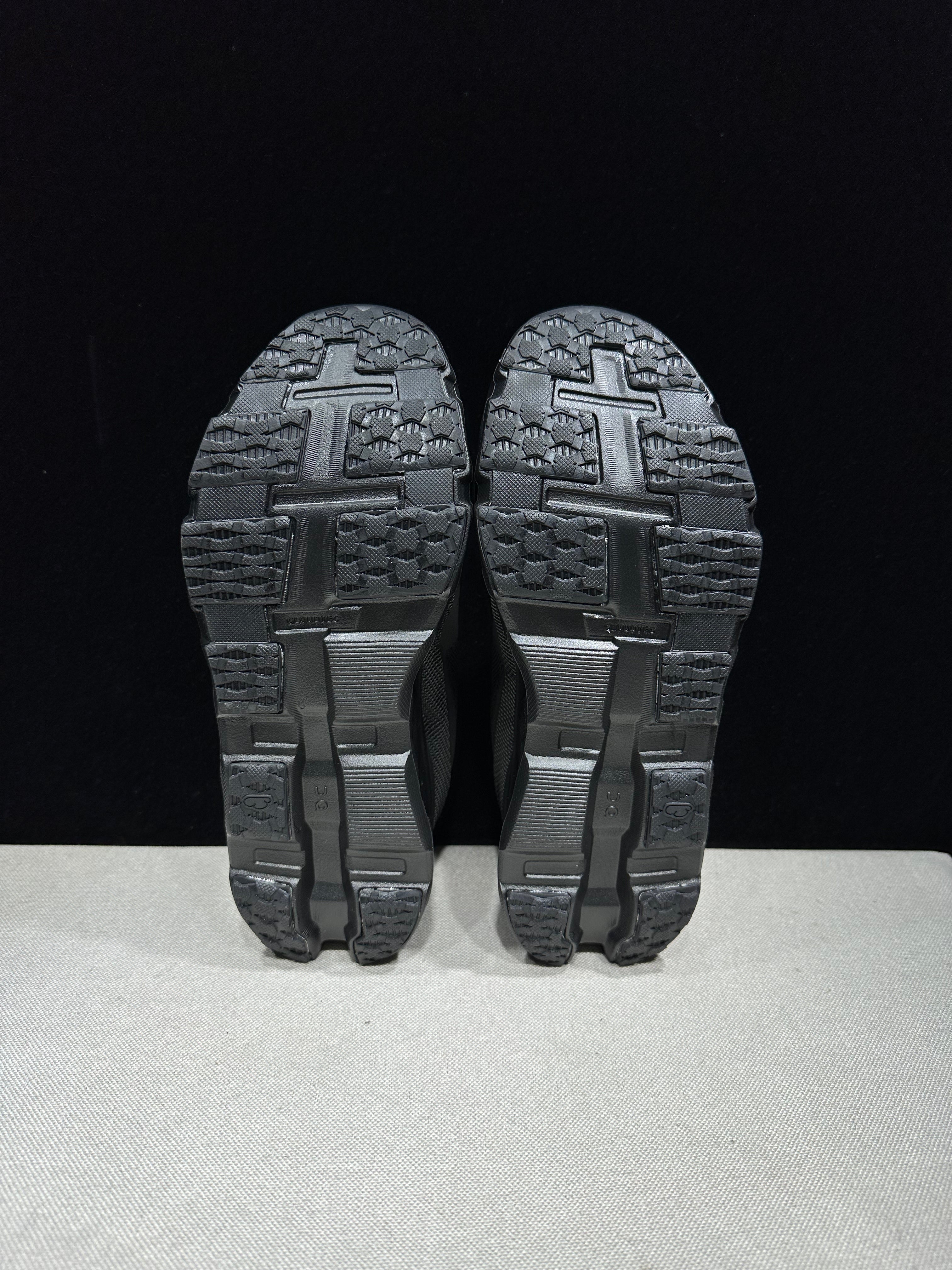 ON - Cloudmonster Hyper 'Black | Black'