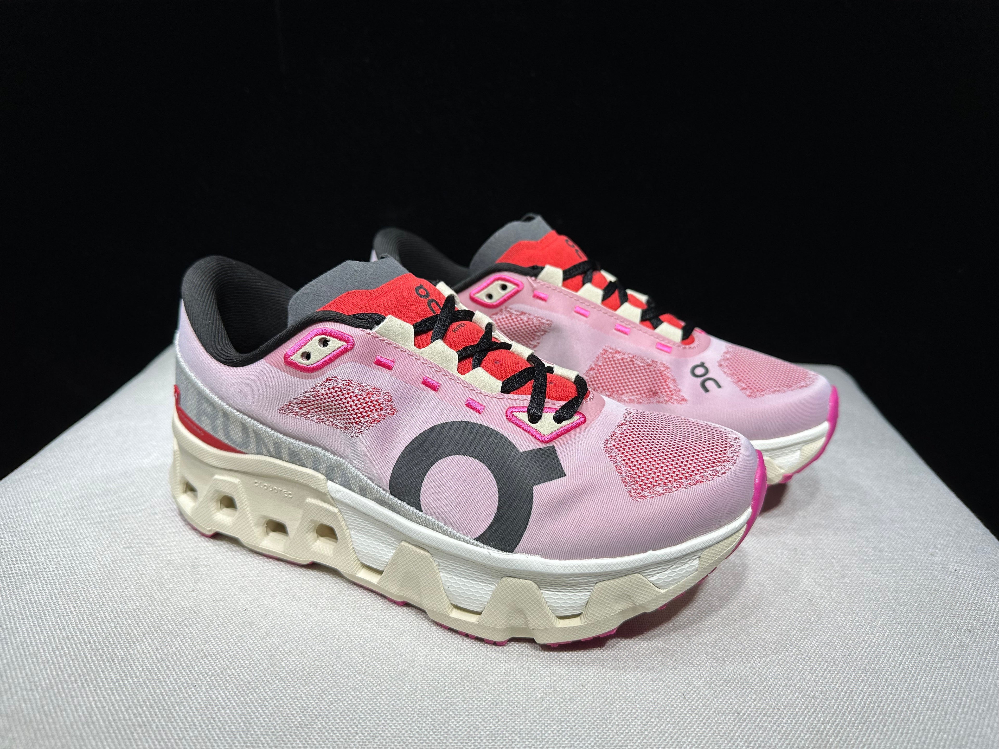 ON - Cloudmonster Hyper 'Red | Cream'