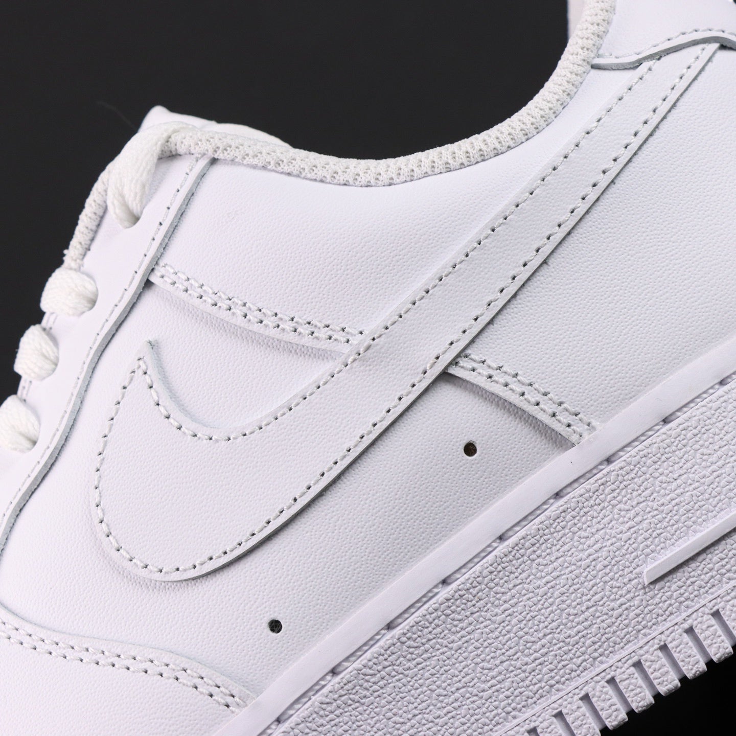 Nike Air Force 1 Low '07 'Triple White'