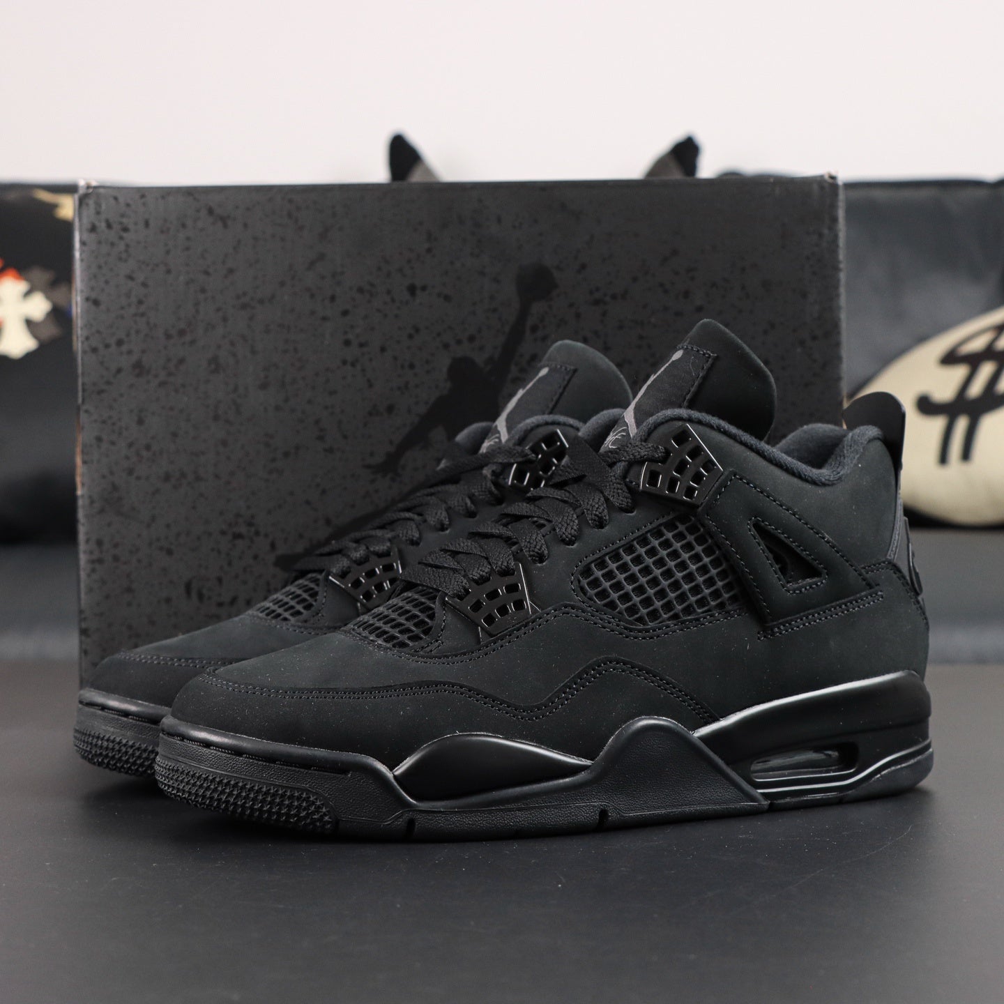 Jordan 4 Retro 'Black Cat' 2025