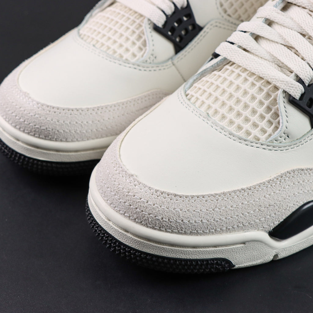 Jordan 4 Retro 'Flight Club'
