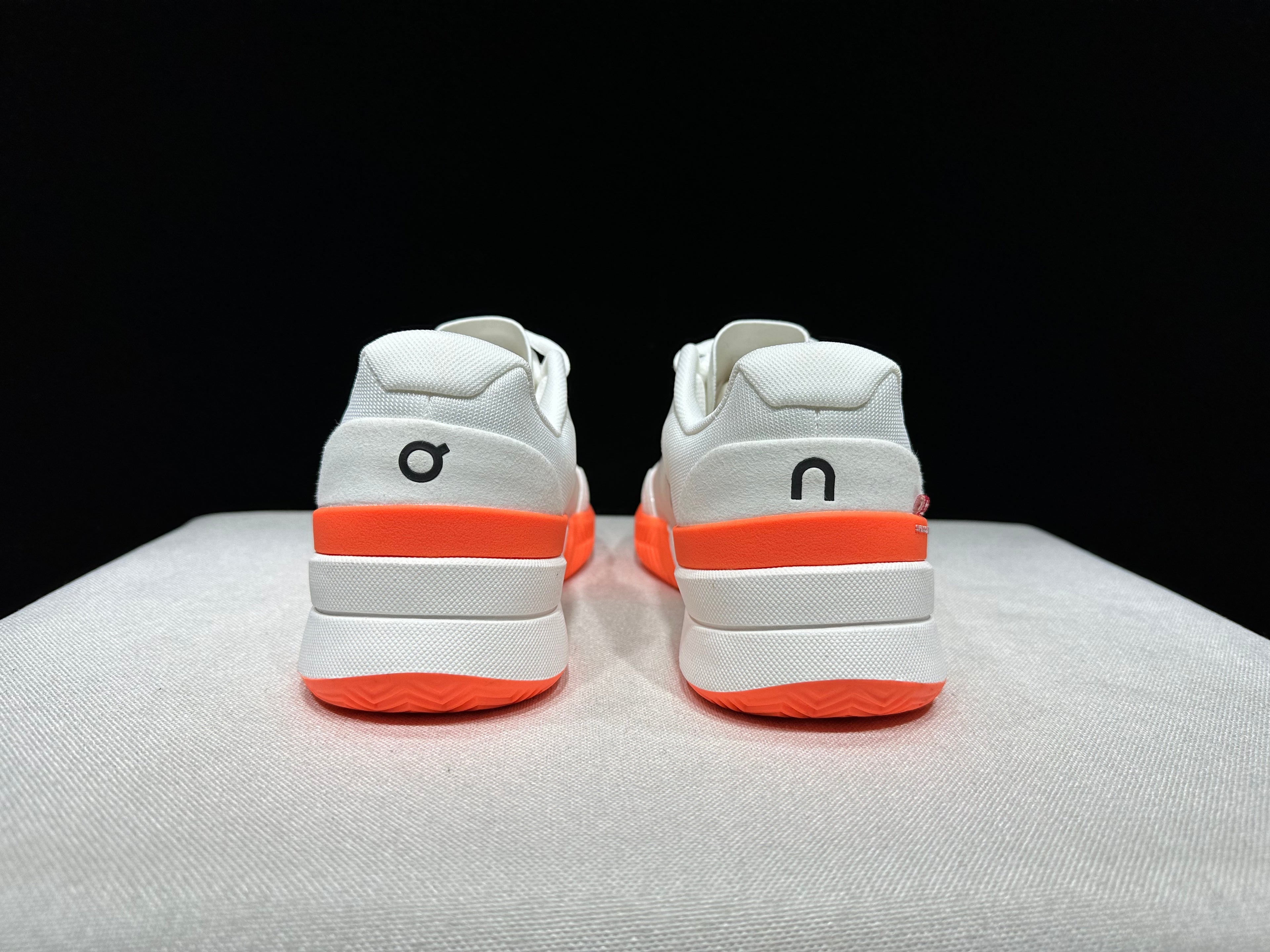 THE ROGER Pro 2 'White | Orange'