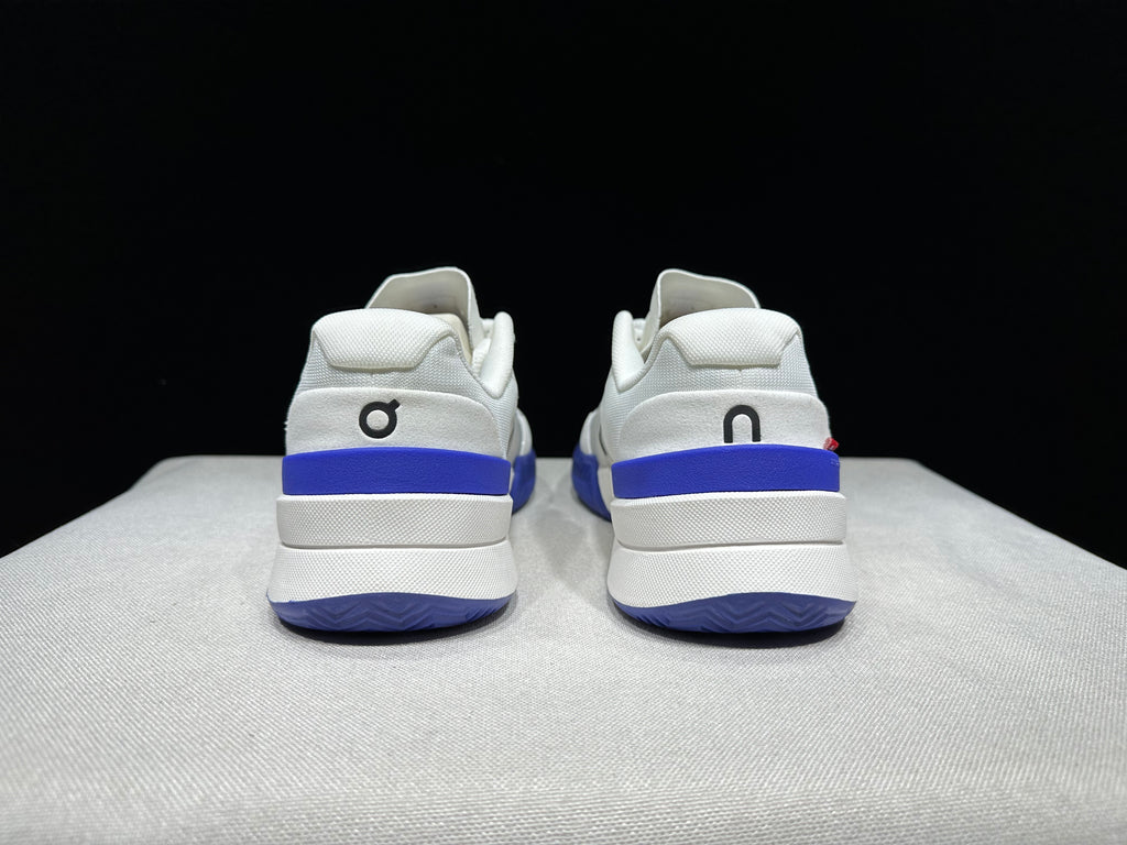THE ROGER Pro 2 'White | Indigo'