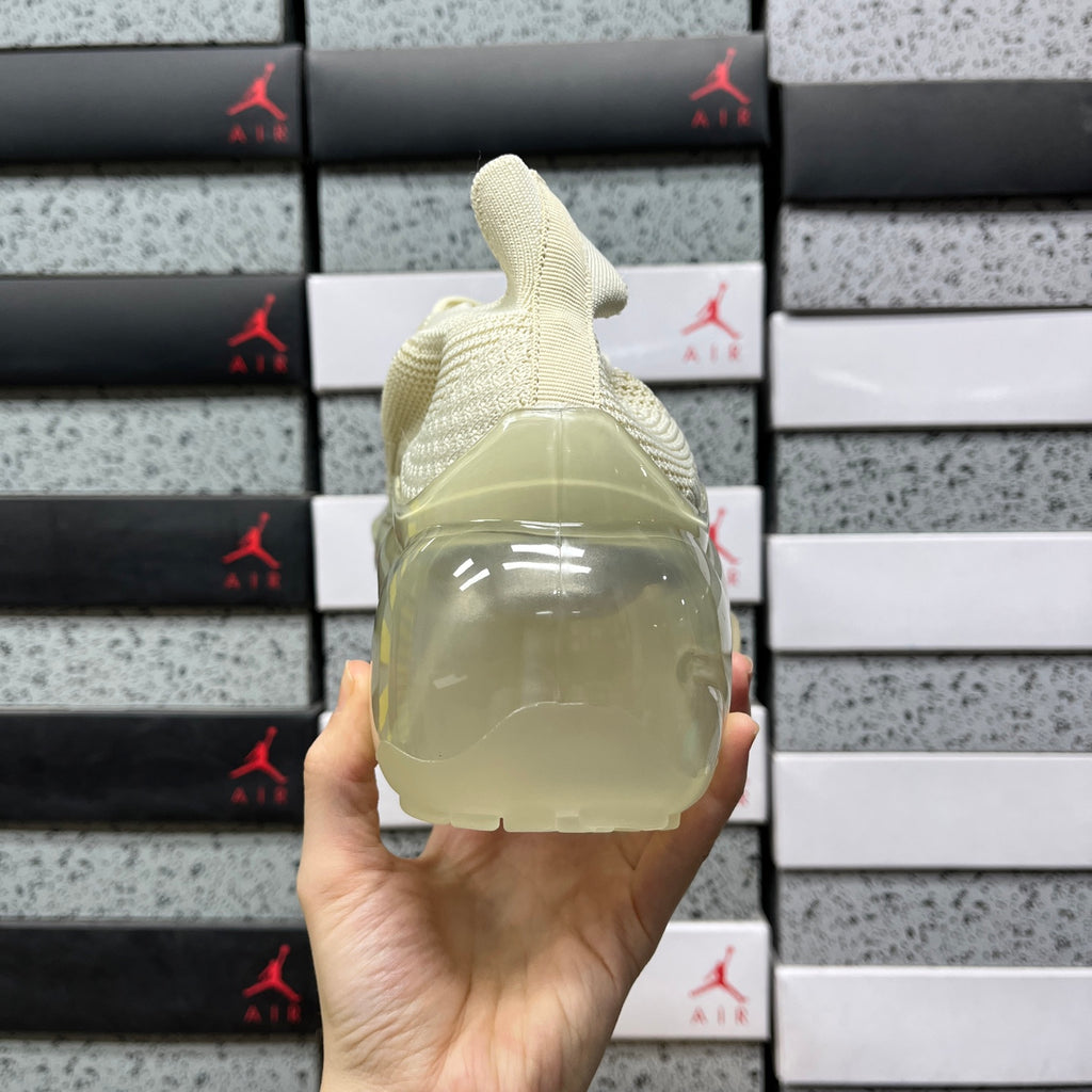 GROUND MOOPIE  Cream / Clear