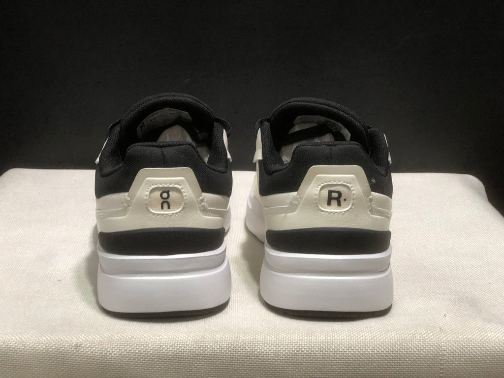 ON - ROGER FEDERER X THE ROGER CENTRE COURT DEW BLACK