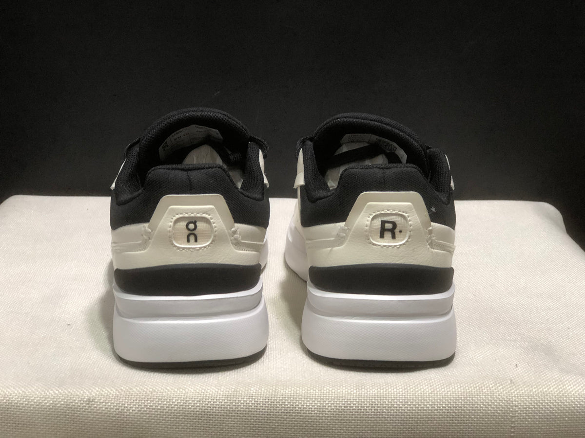 ON - ROGER FEDERER X THE ROGER CENTRE COURT DEW BLACK