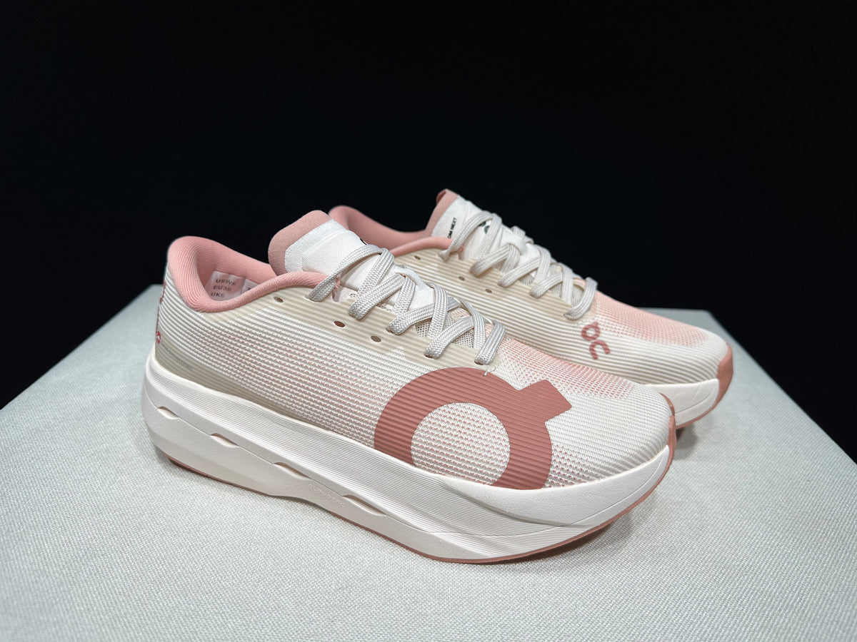 ON - CLOUDBOOM VOLT ALL PINK