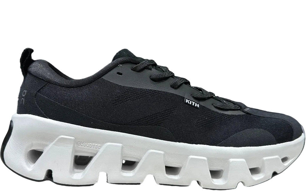 ON - KITH K TECH 1 BLACK WHITE