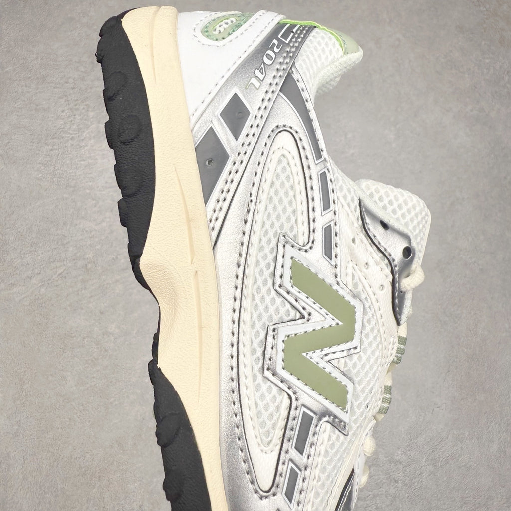 New Balance 204L "Silver Metallic / Sage Green"