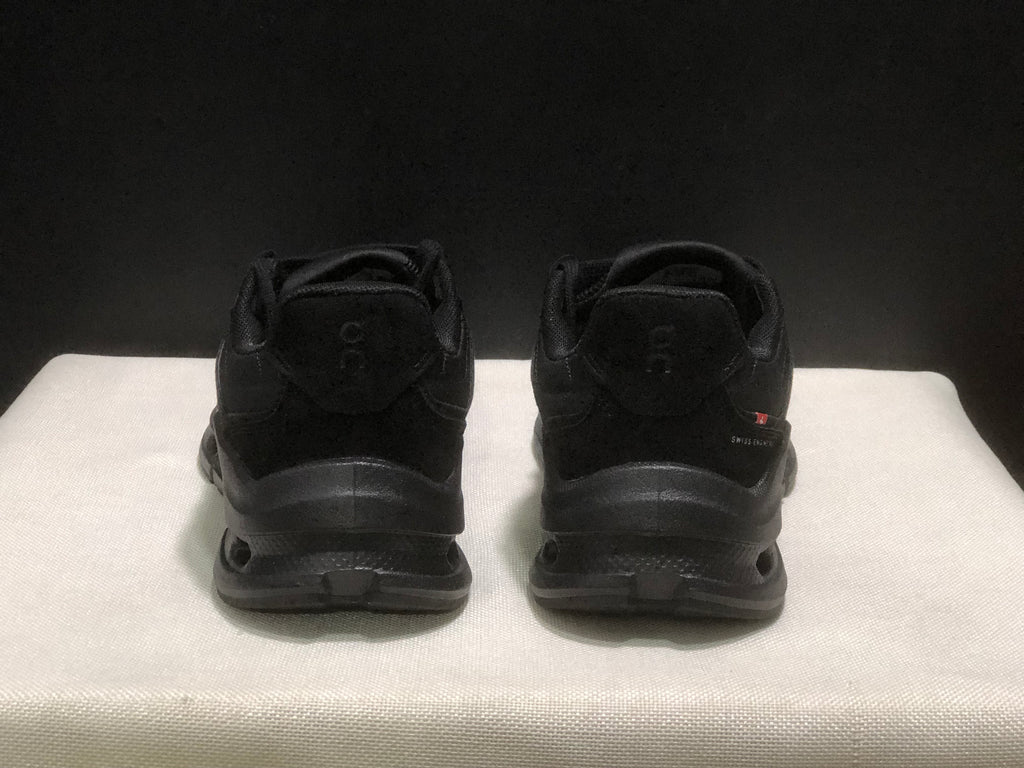 ON - CLOUDNOVA RIFT TRIPLE BLACK