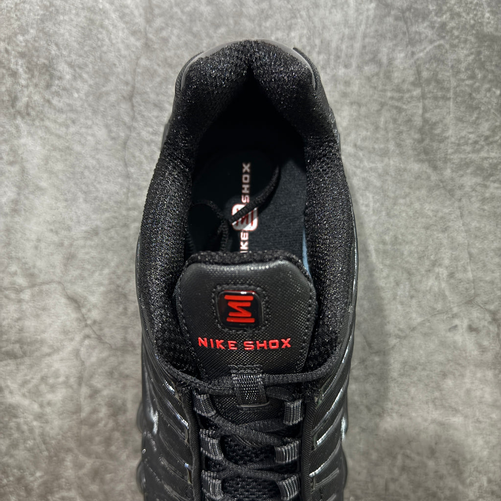 NIKE SHOX TLX Black Max Orange