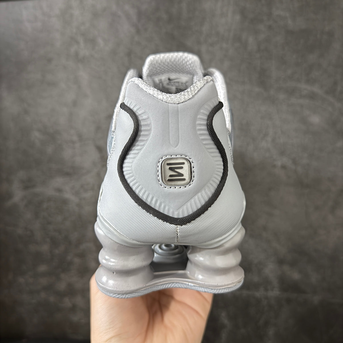 NIKE SHOX TLX Wolf Grey Iron Grey