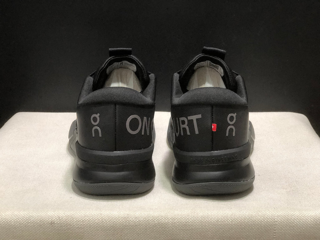 THE ROGER Pro 3 Black