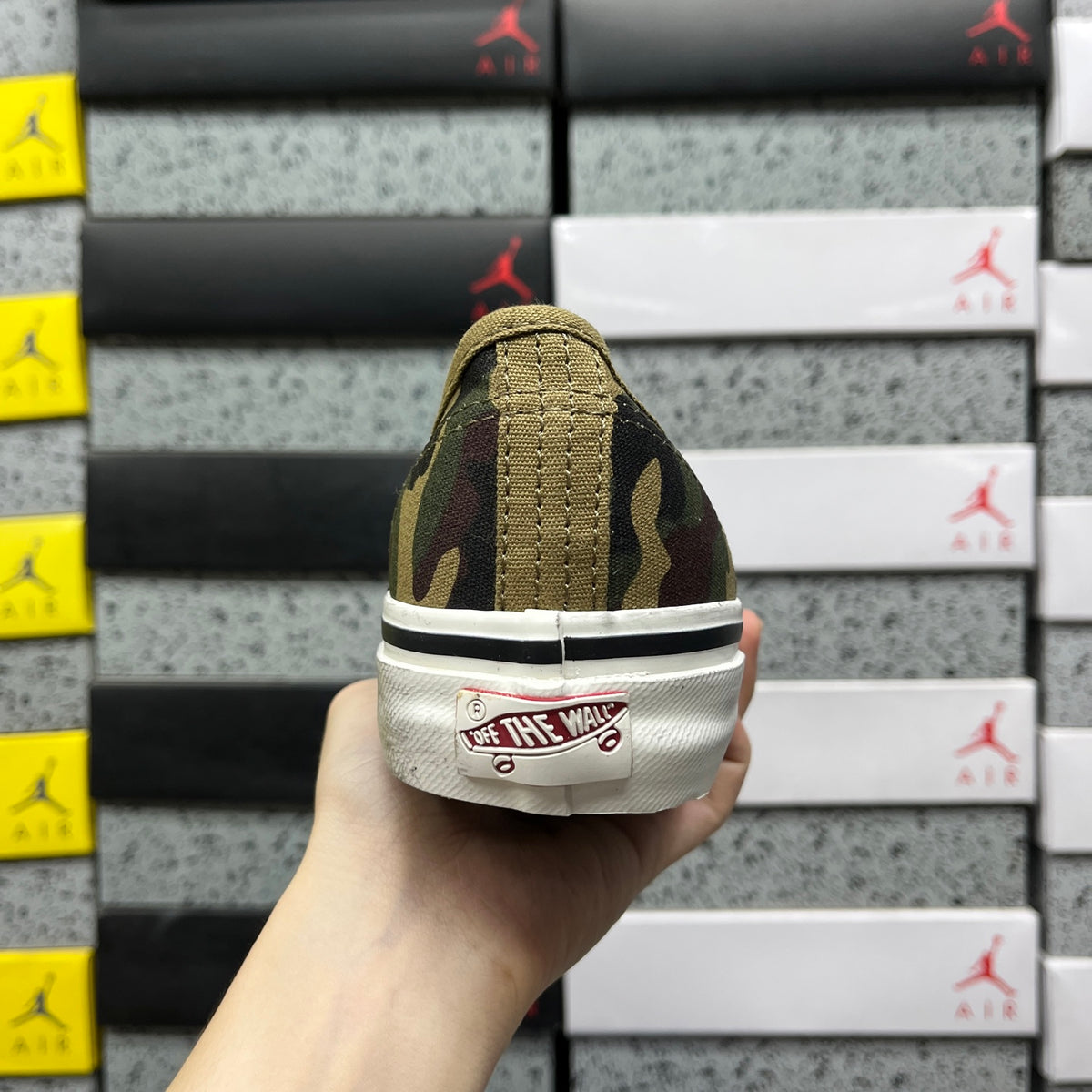 VANS LX AUTHENTIC 44 Woodland Camo Green