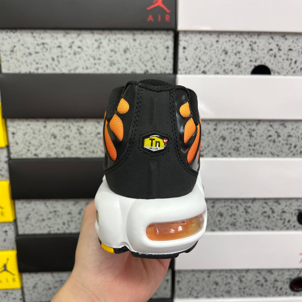 NIKE AIR MAX PLUS Sunset