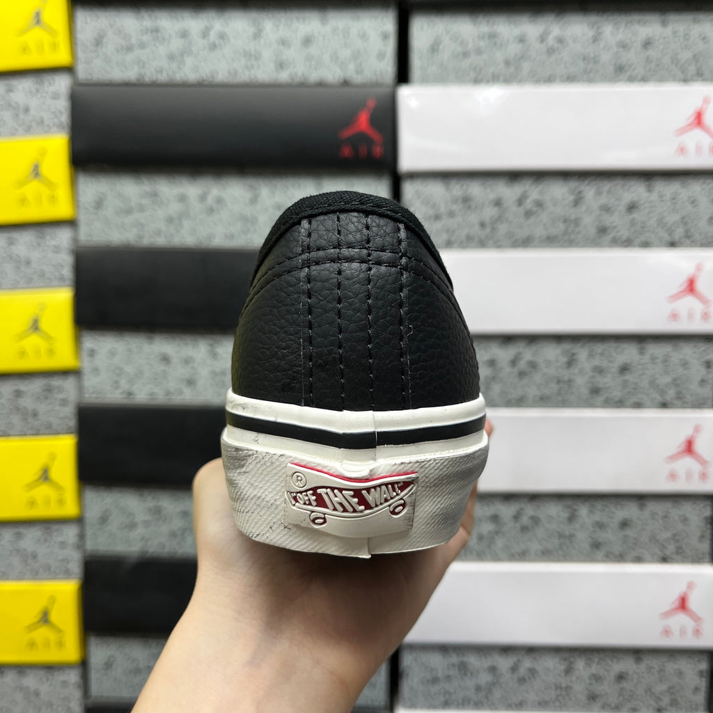 VANS LX AUTHENTIC 44 IBIZA BLACK