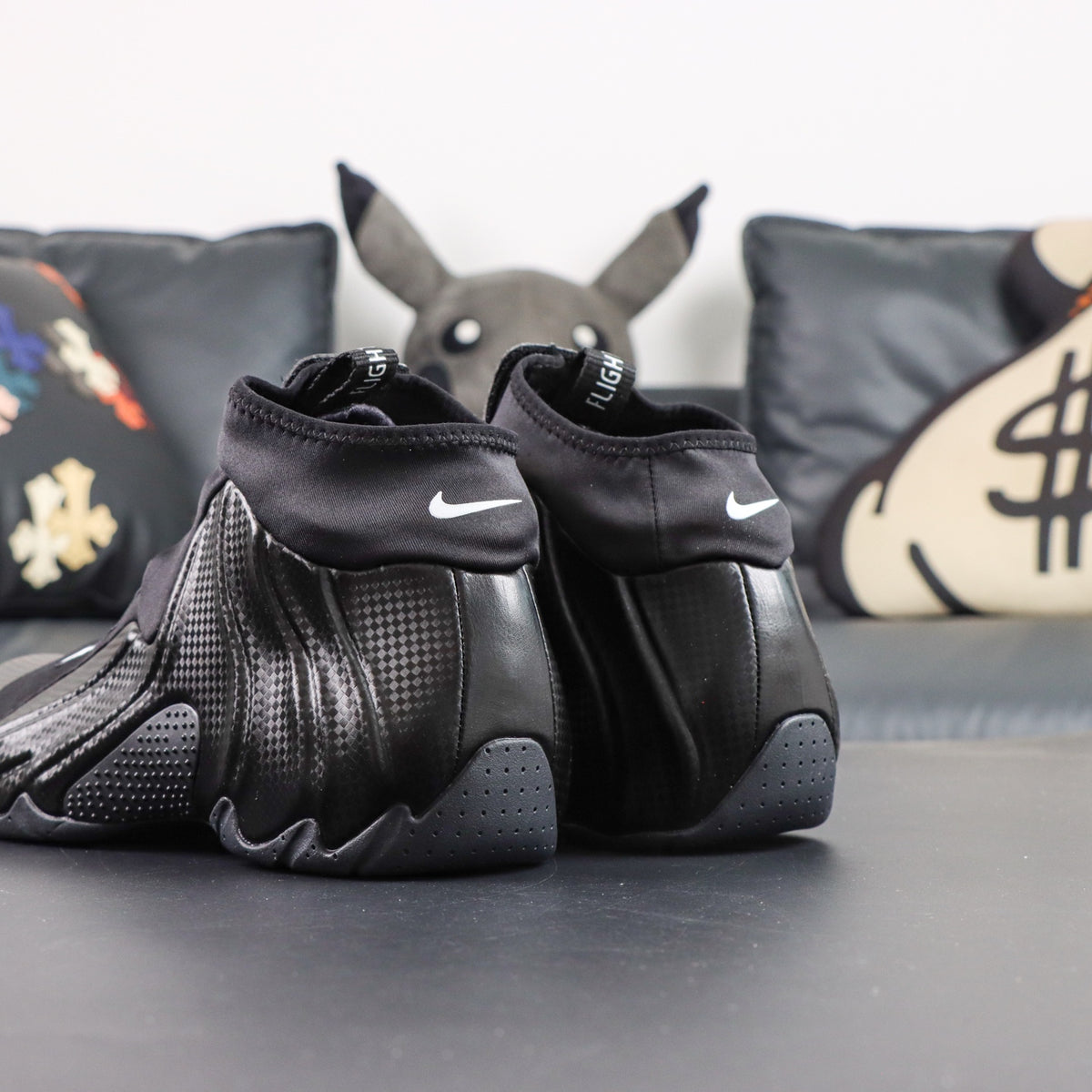 NIKE AIR FOAMPOSITE Black / Black-Metallic Silver (Carbon Fiber look)