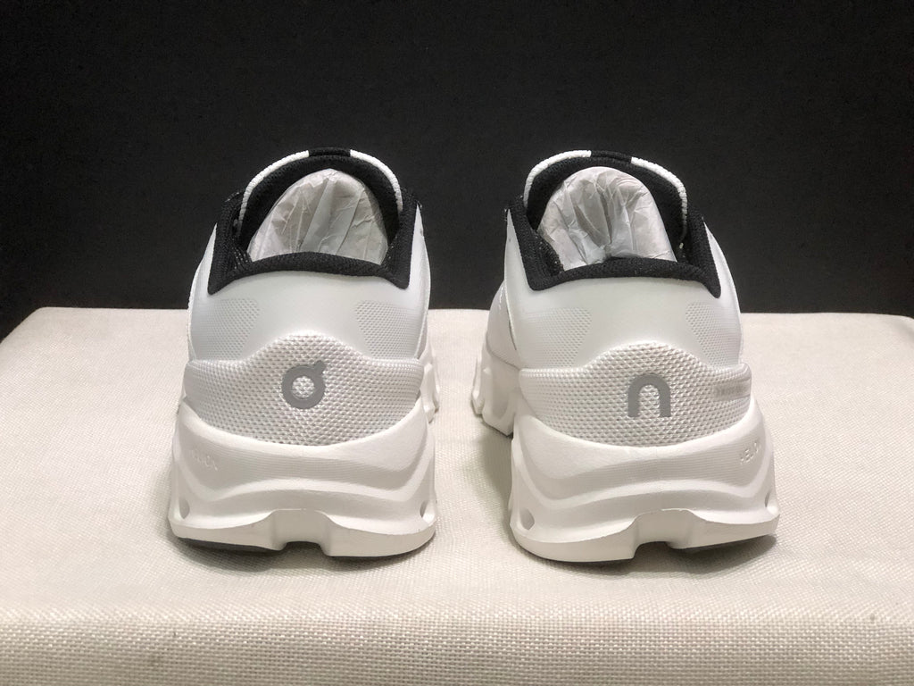 ON - Cloud X5 WHITE BLACK