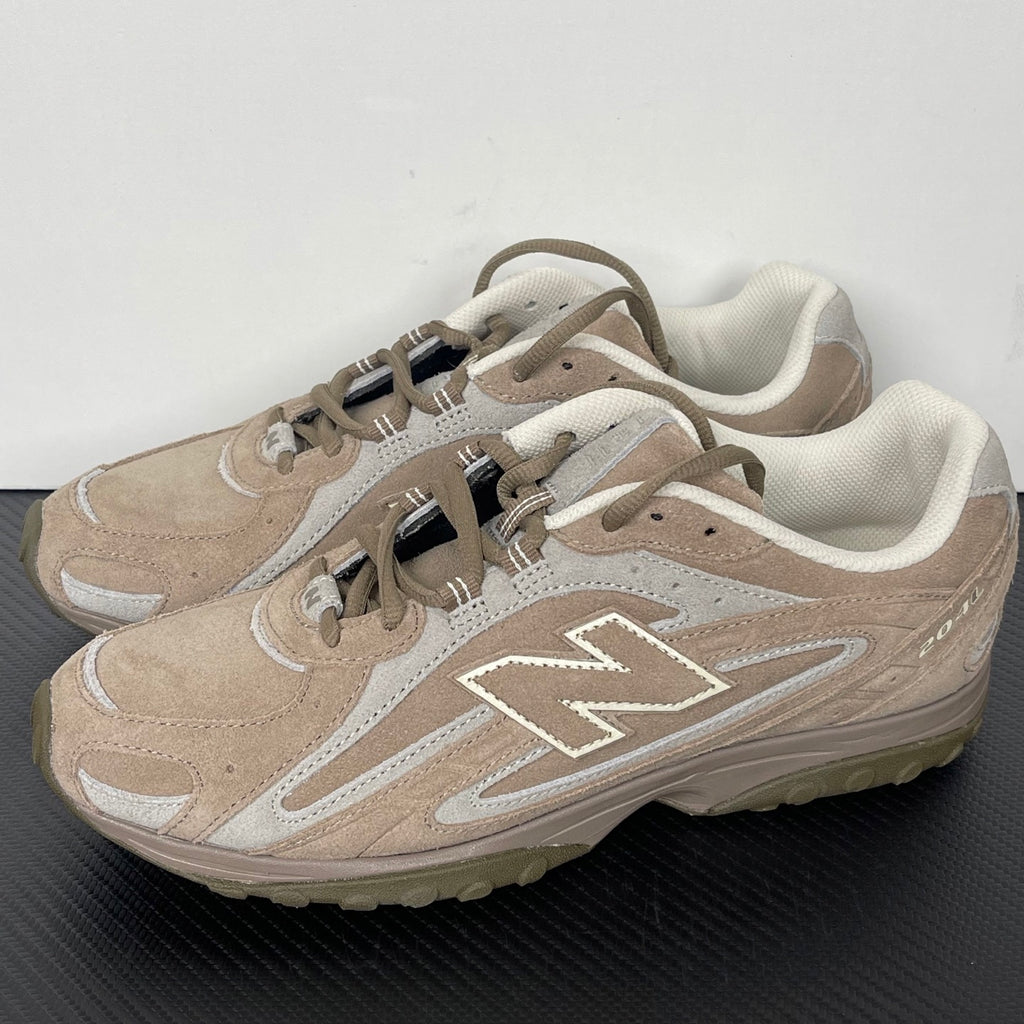 New Balance 204L Mushroom / Arid Stone