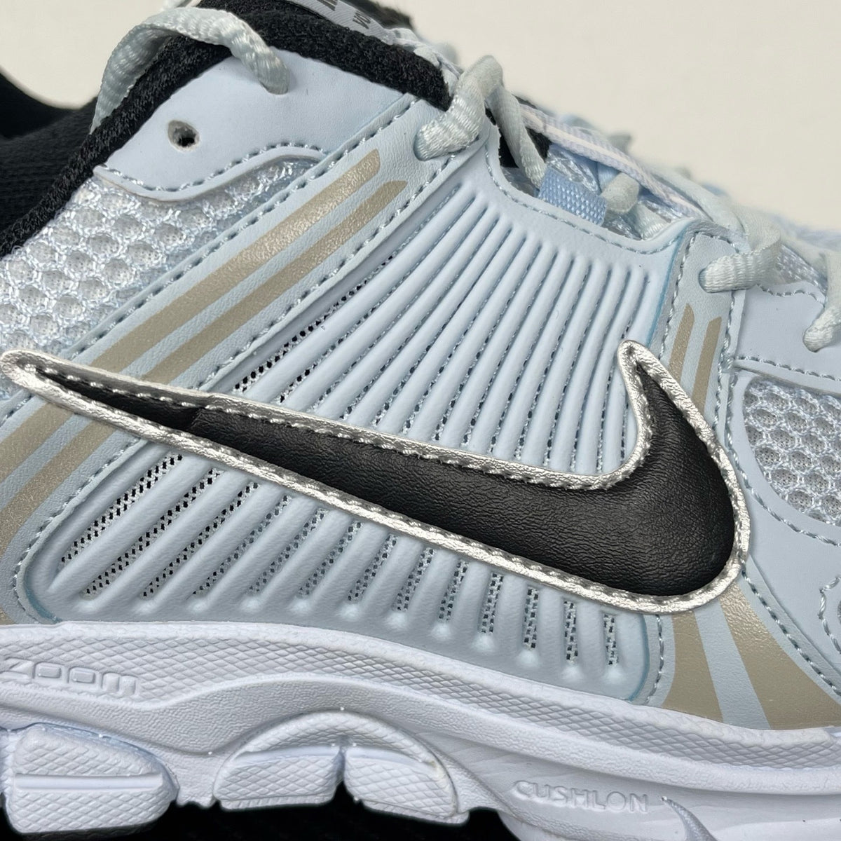 NIKE AIR ZOOM VOMERO 5 "Blue Tint"