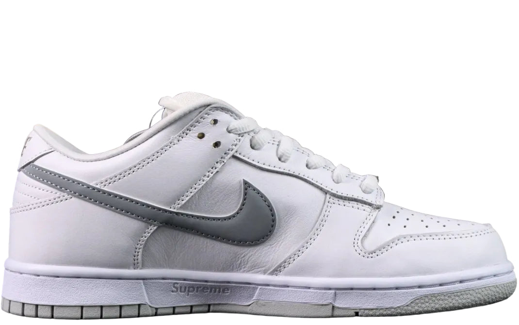 Nike SB Dunk  Low x Supreme "White Metallic Silver"