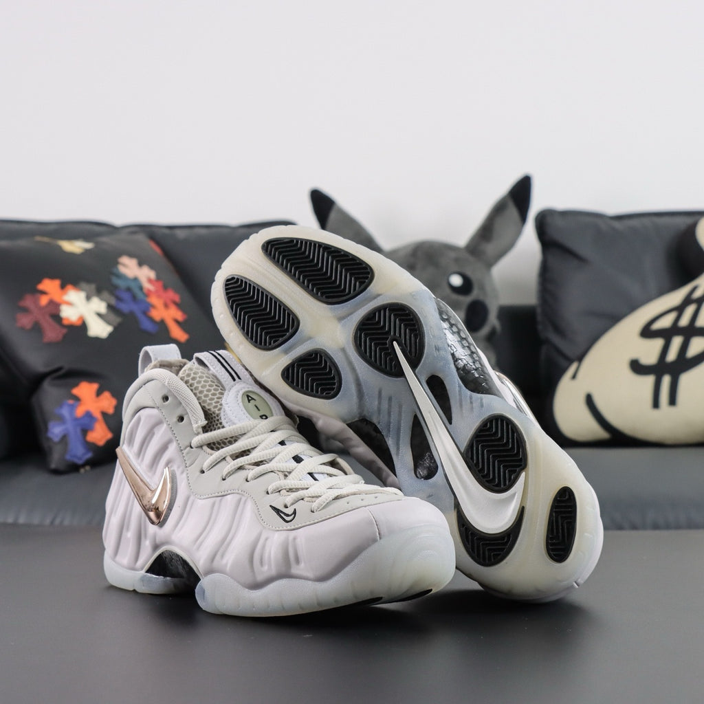 NIKE AIR  Foamposite Vast Grey / Black
