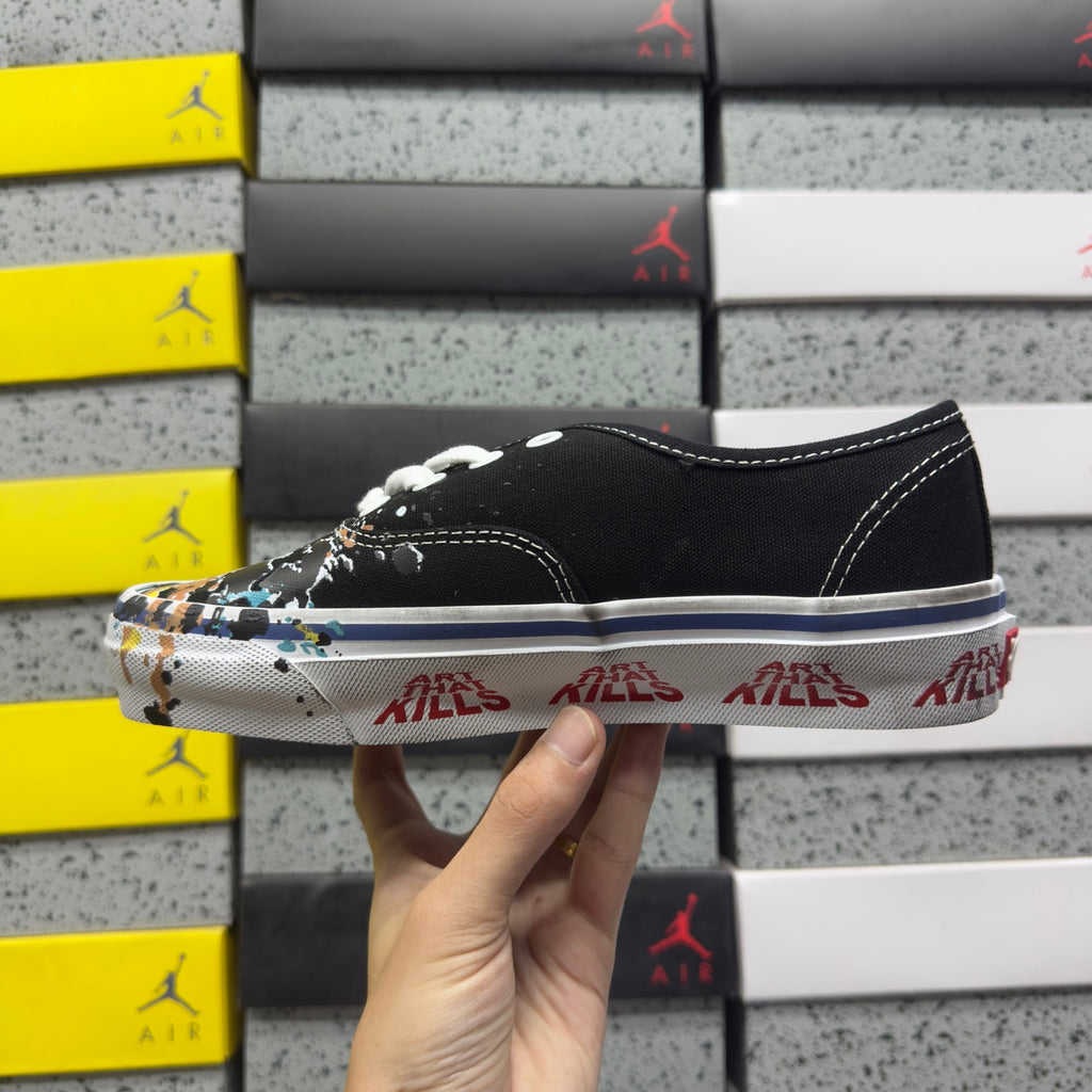 VANS  Authentic Reissue 44 Gallery Dept. Art That Kills Black