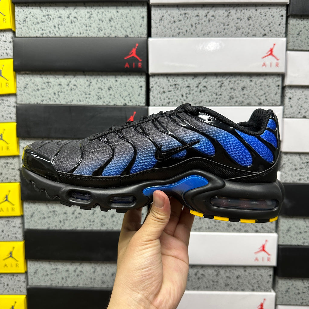 NIKE AIR MAX PLUS Black Blue Crystal