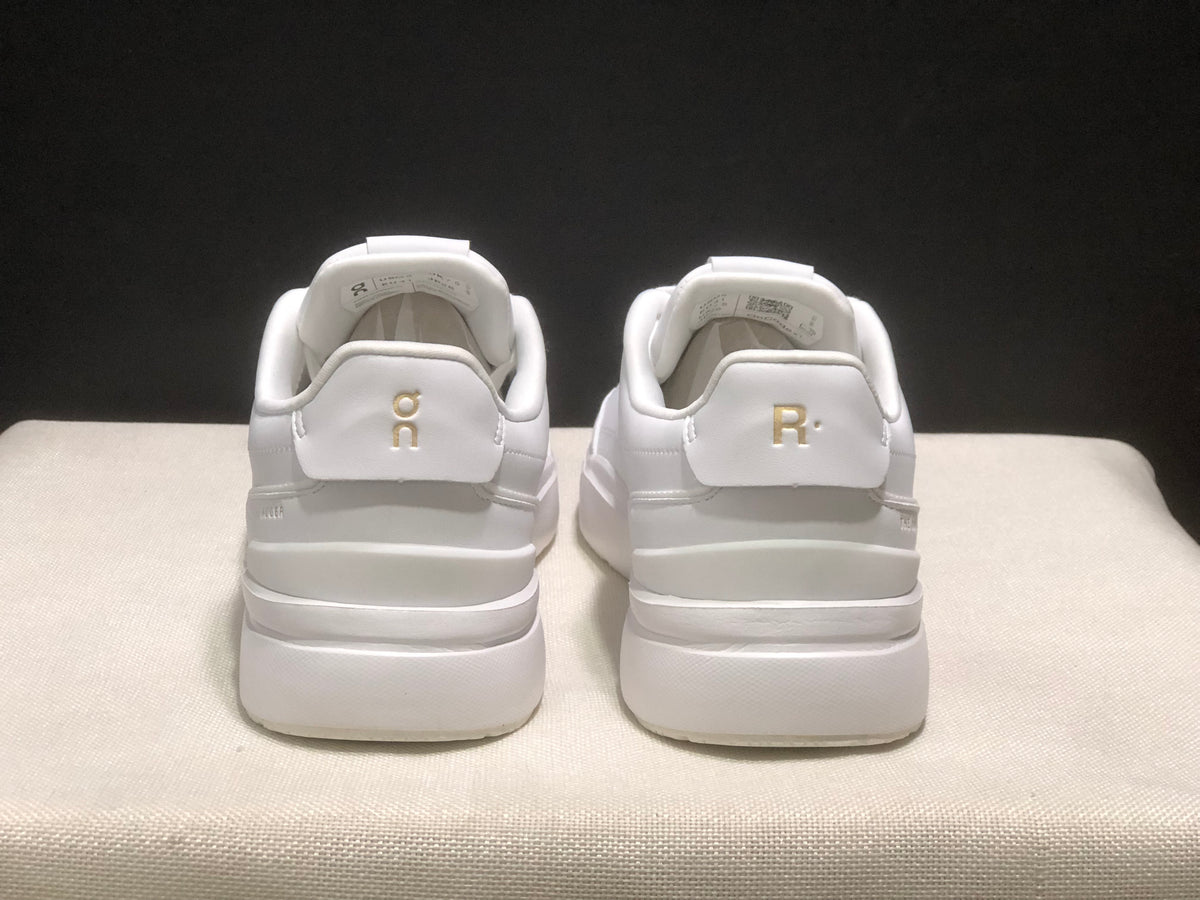 ON - ROGER FEDERER X THE ROGER CENTRE COURT WHITE GOLD