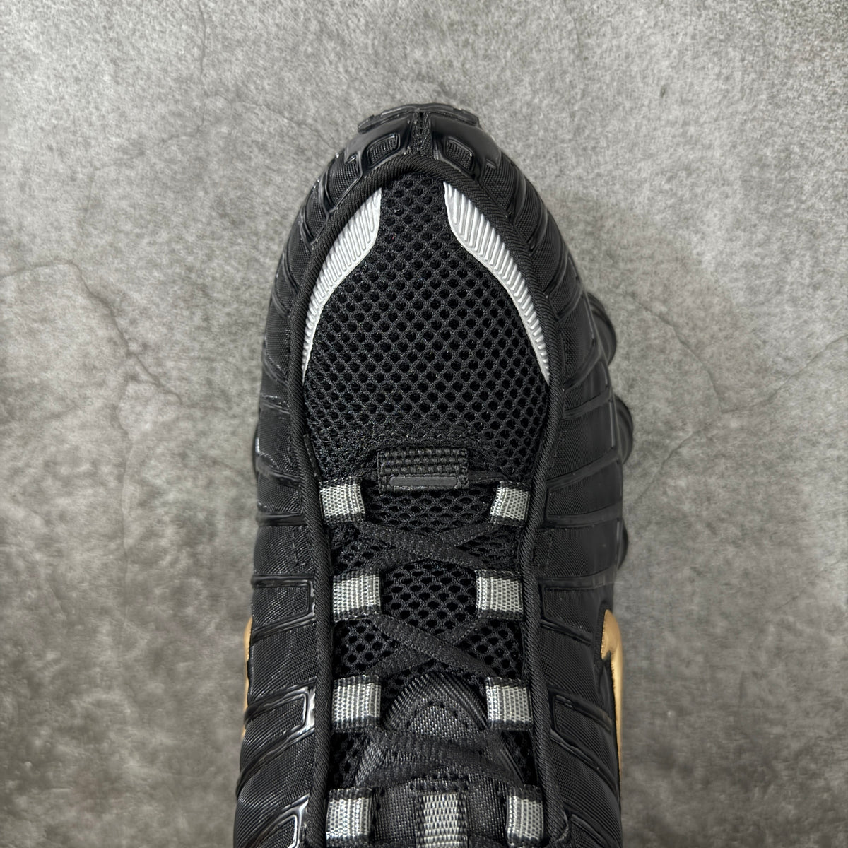 NIKE SHOX TLX Neymar