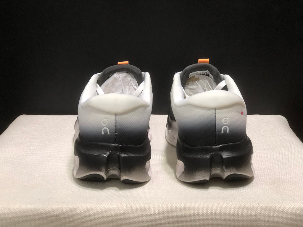 ON - CLOUDSURFER 3 WHITE BLACK