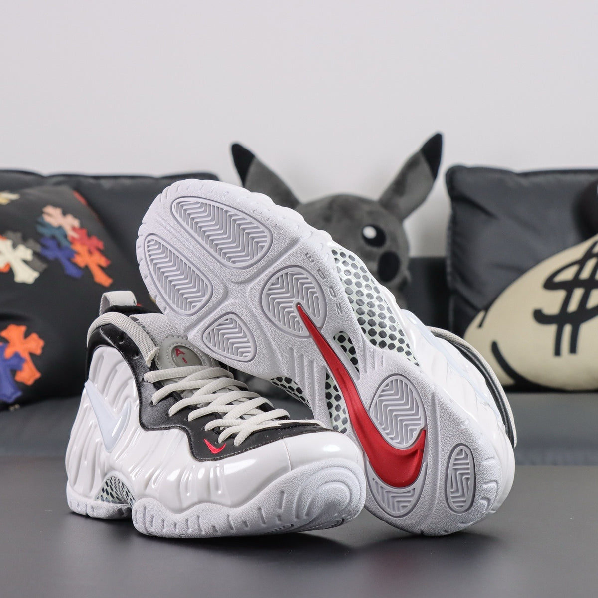 NIKE AIR  Foamposite Pro White Black University Red