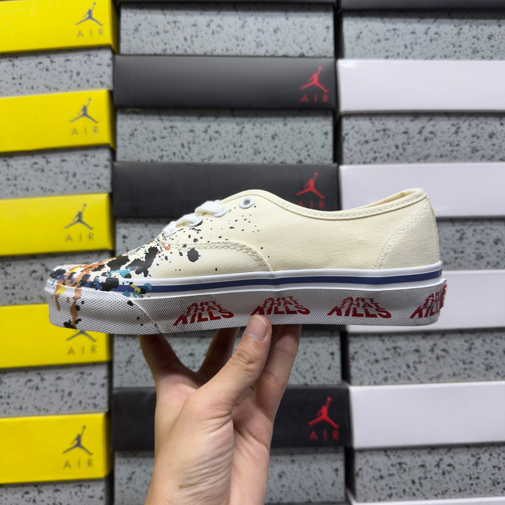 VANS  Authentic Reissue 44 Gallery Dept. Art That Kills WHITE