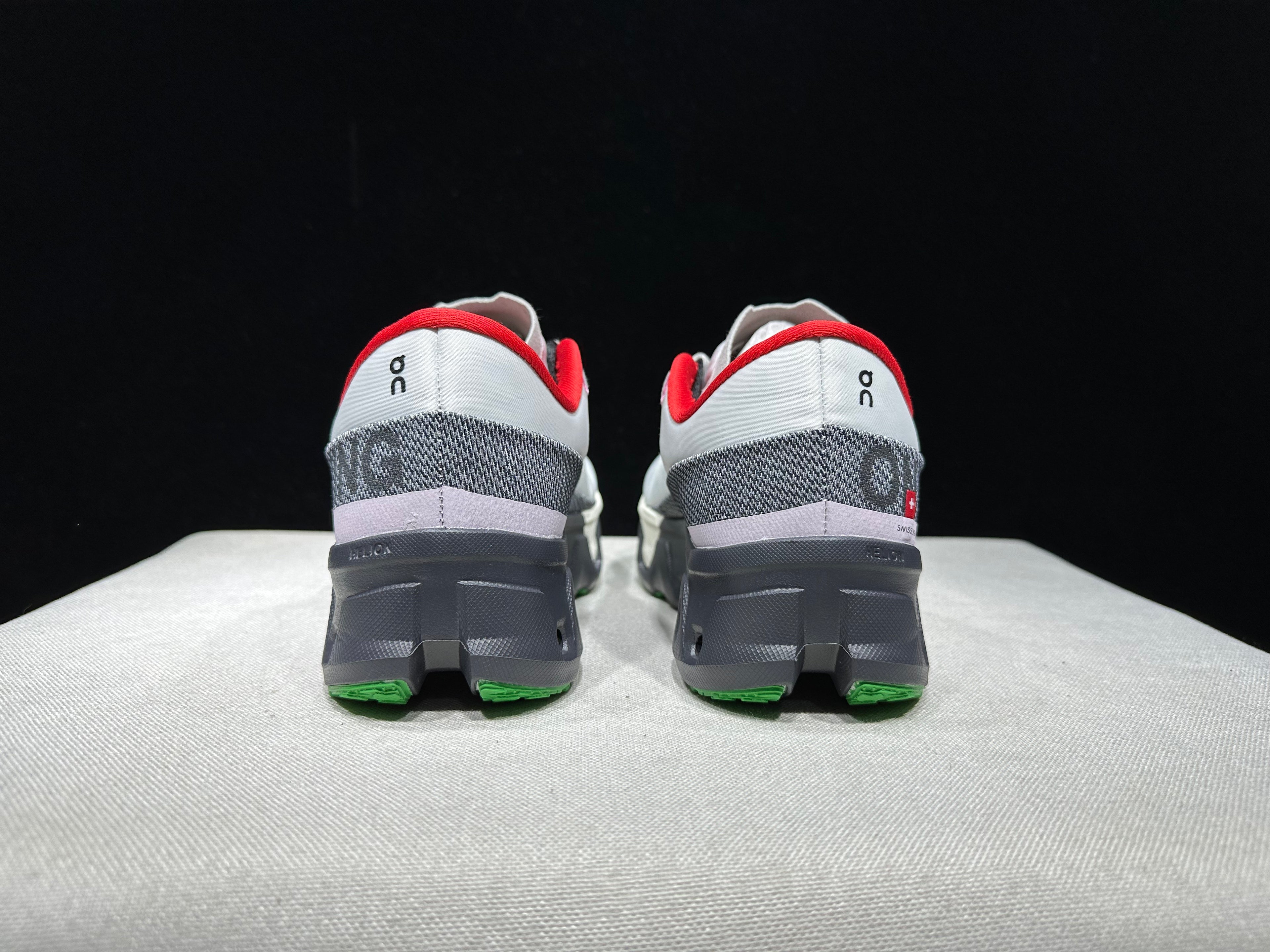 ON - Cloudmonster Hyper 'Silver | Iron'