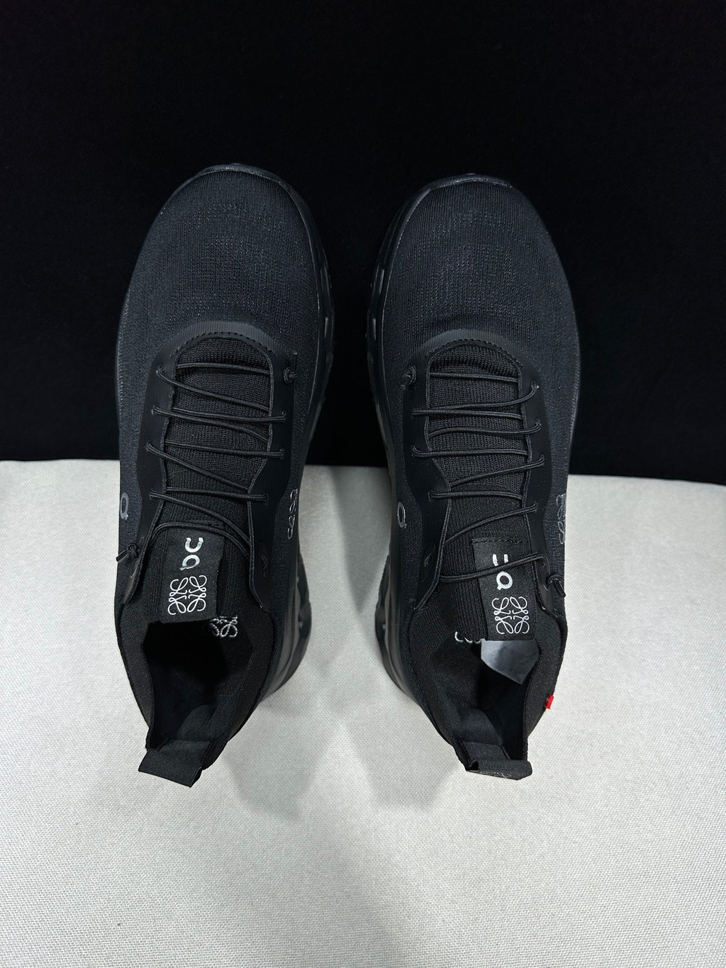 ON - Cloudtilt x Loewe 'All Black'
