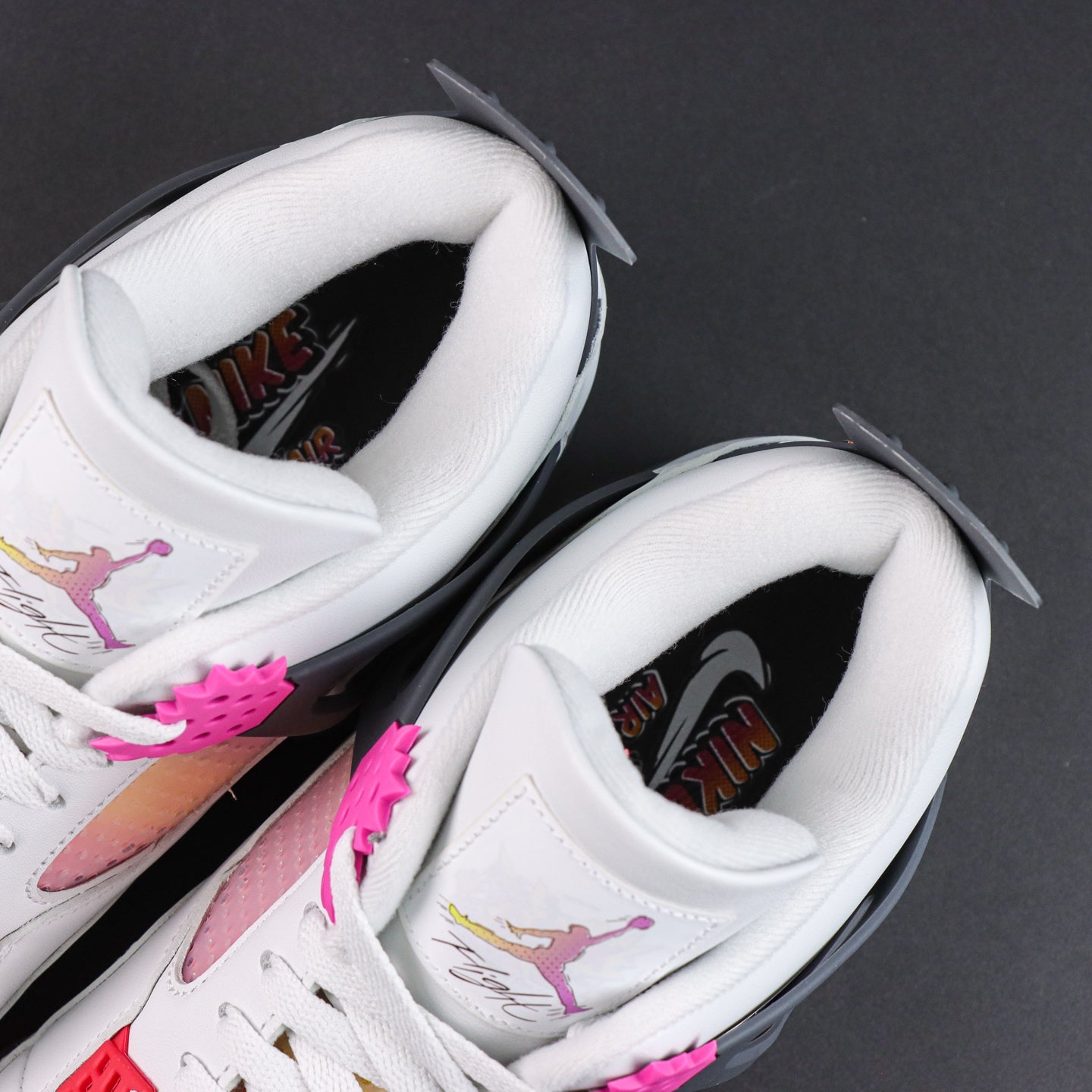 Air Jordan 4 Retro 'Comic'