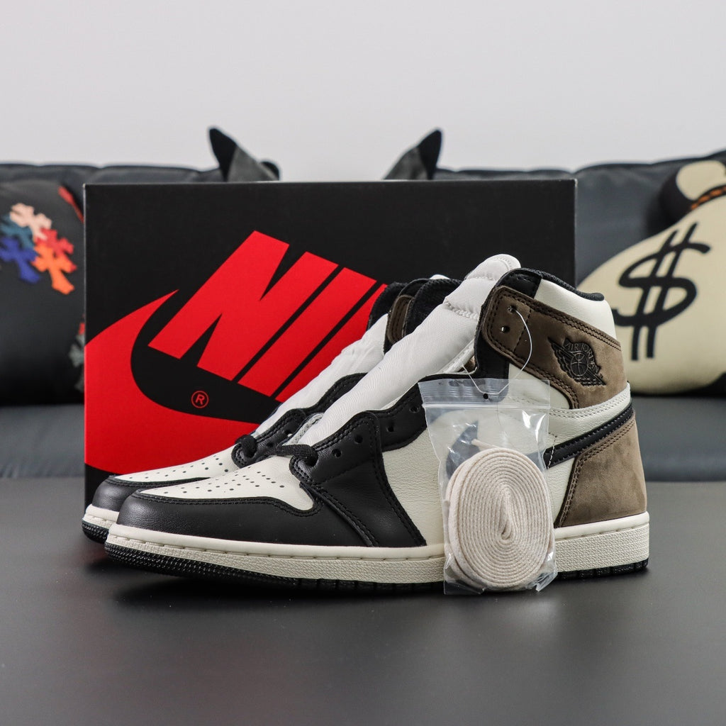 Jordan 1 Retro High OG 'Dark Mocha'