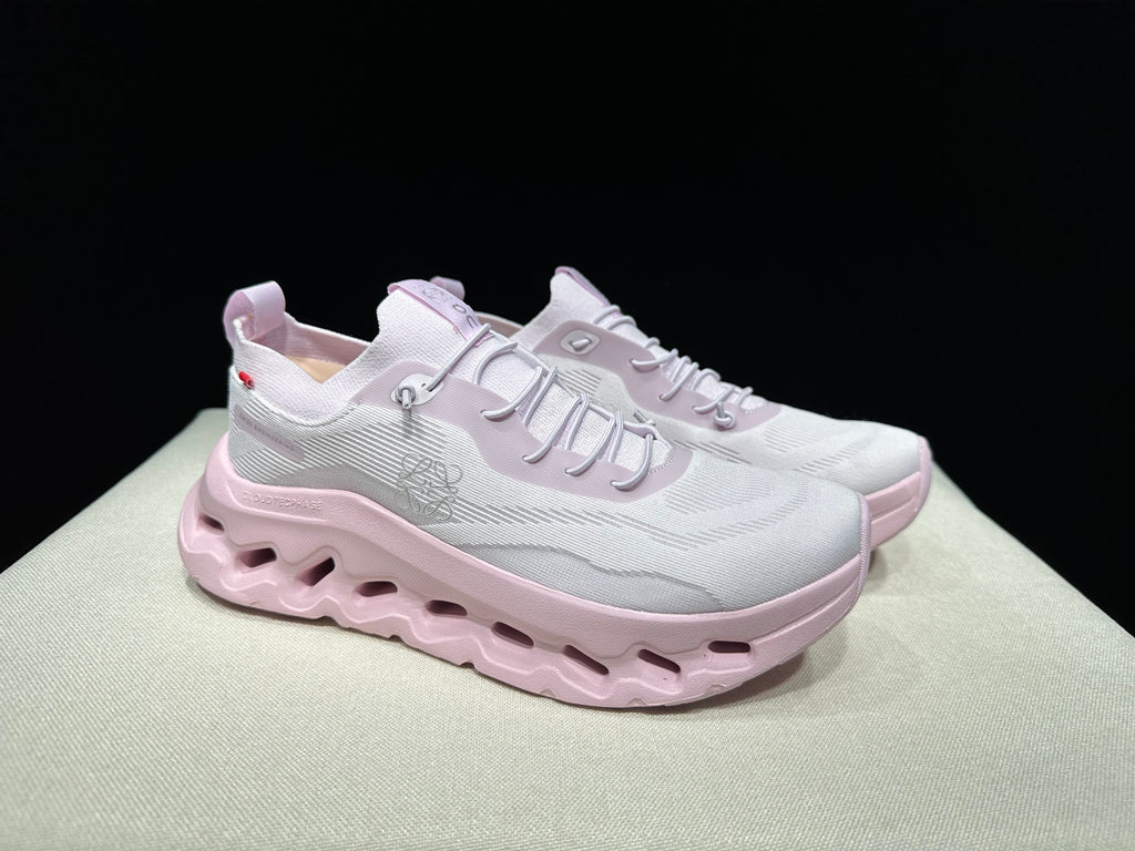 ON - Cloudtilt x Loewe 'Pale Pink'