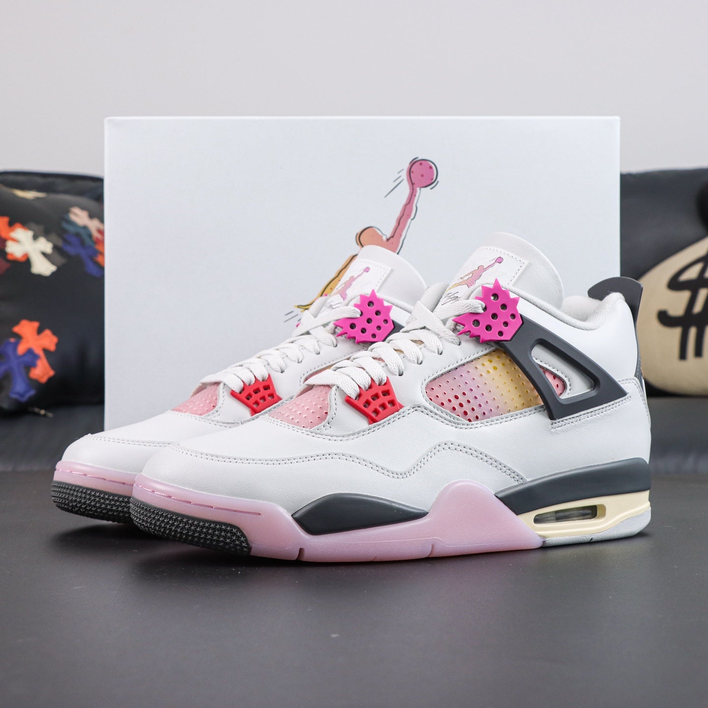 Air Jordan 4 Retro 'Comic'
