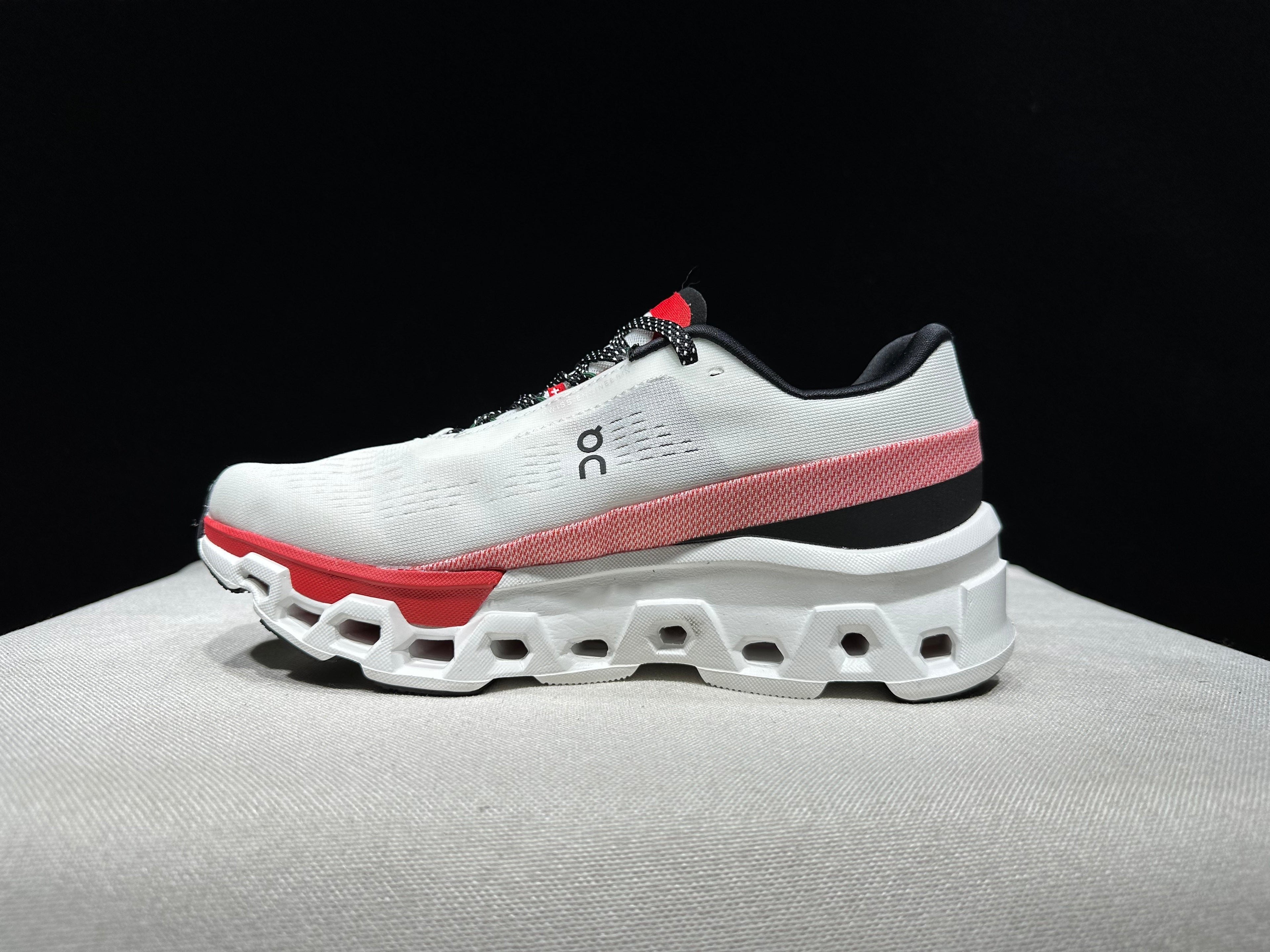 ON - Cloudmonster 2 'Ivory Silver Red'